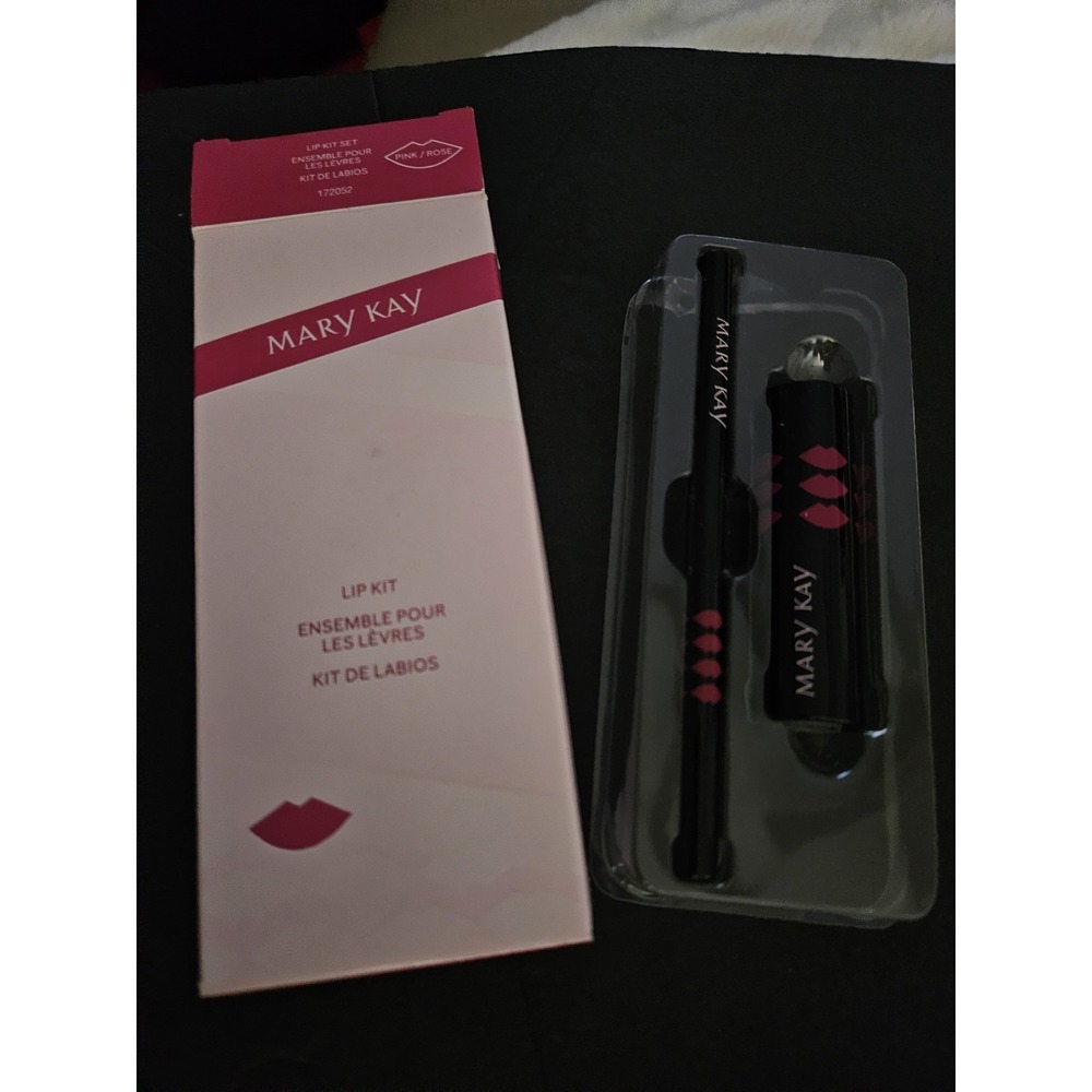 Mary Kay Lip Kit Pink- Lipstick And Lipliner New